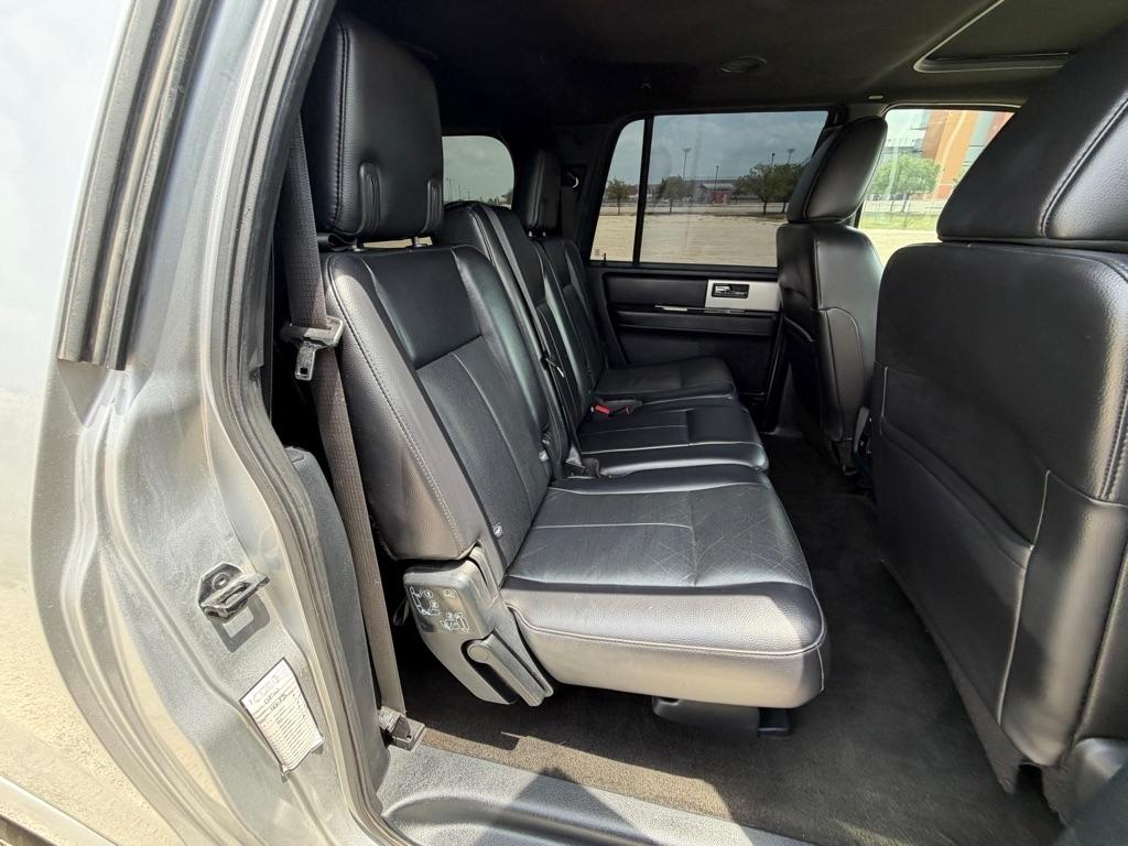 Ford Expedition EL XLT 2WD 2016