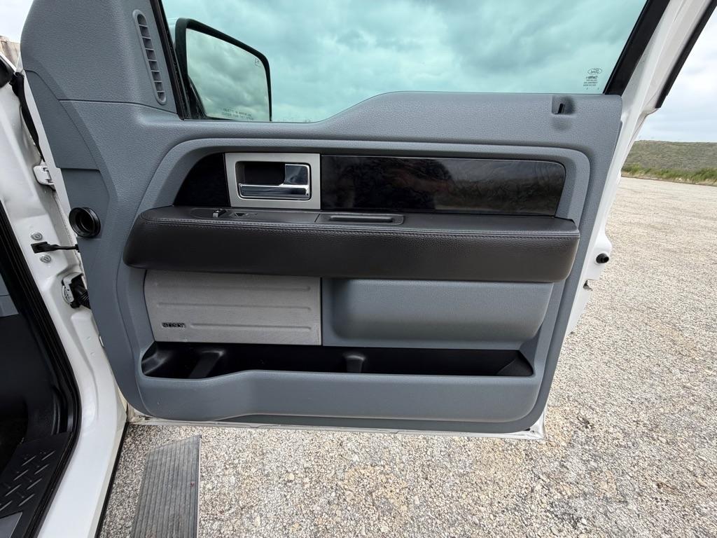 Ford F-150 XL SuperCrew 5.5-ft. Bed 4WD 2012