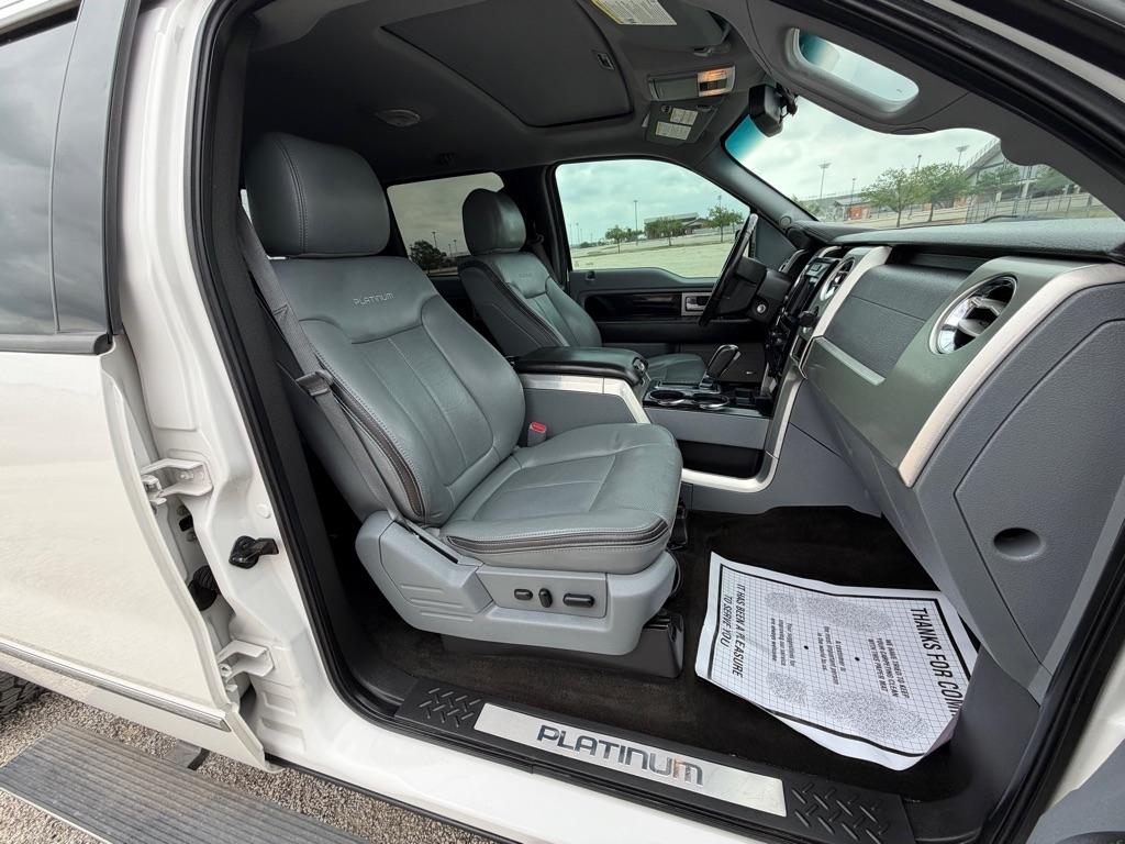 Ford F-150 XL SuperCrew 5.5-ft. Bed 4WD 2012