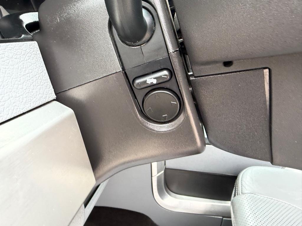 Ford F-150 XL SuperCrew 5.5-ft. Bed 4WD 2012