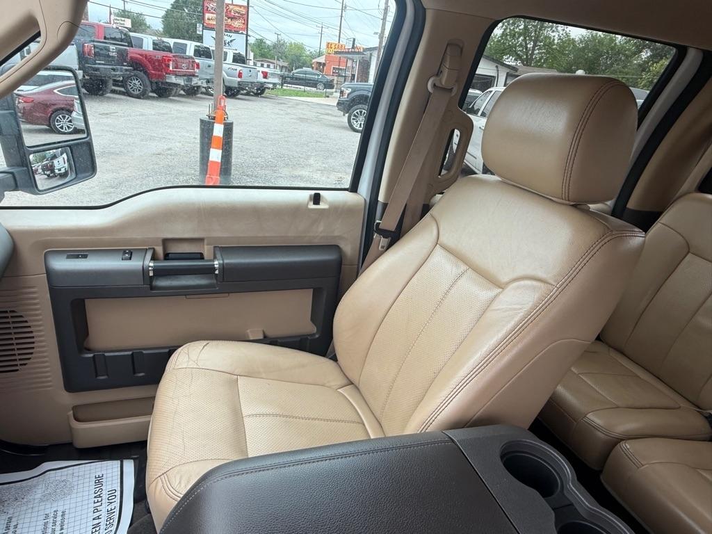 Ford F-350 SD King Ranch Crew Cab 4WD 2012