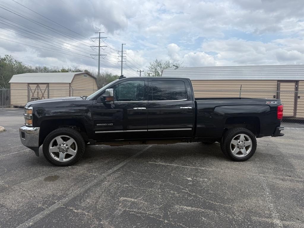 Chevrolet Silverado 2500HD LTZ Crew Cab 4WD 2015