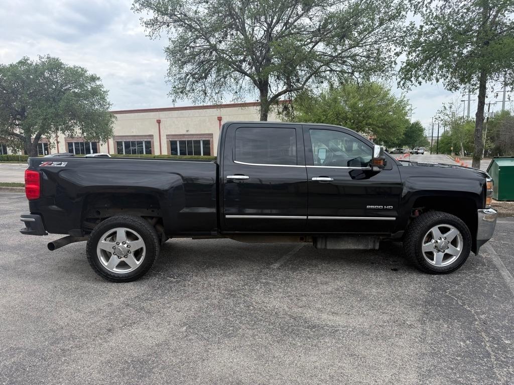 Chevrolet Silverado 2500HD LTZ Crew Cab 4WD 2015