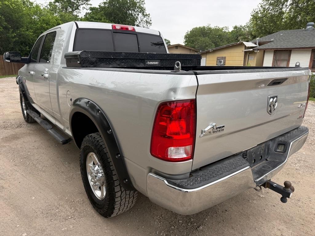 Dodge 2500 SLT Mega Cab 4WD 2012