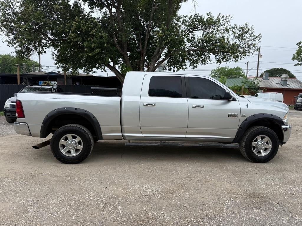 Dodge 2500 SLT Mega Cab 4WD 2012