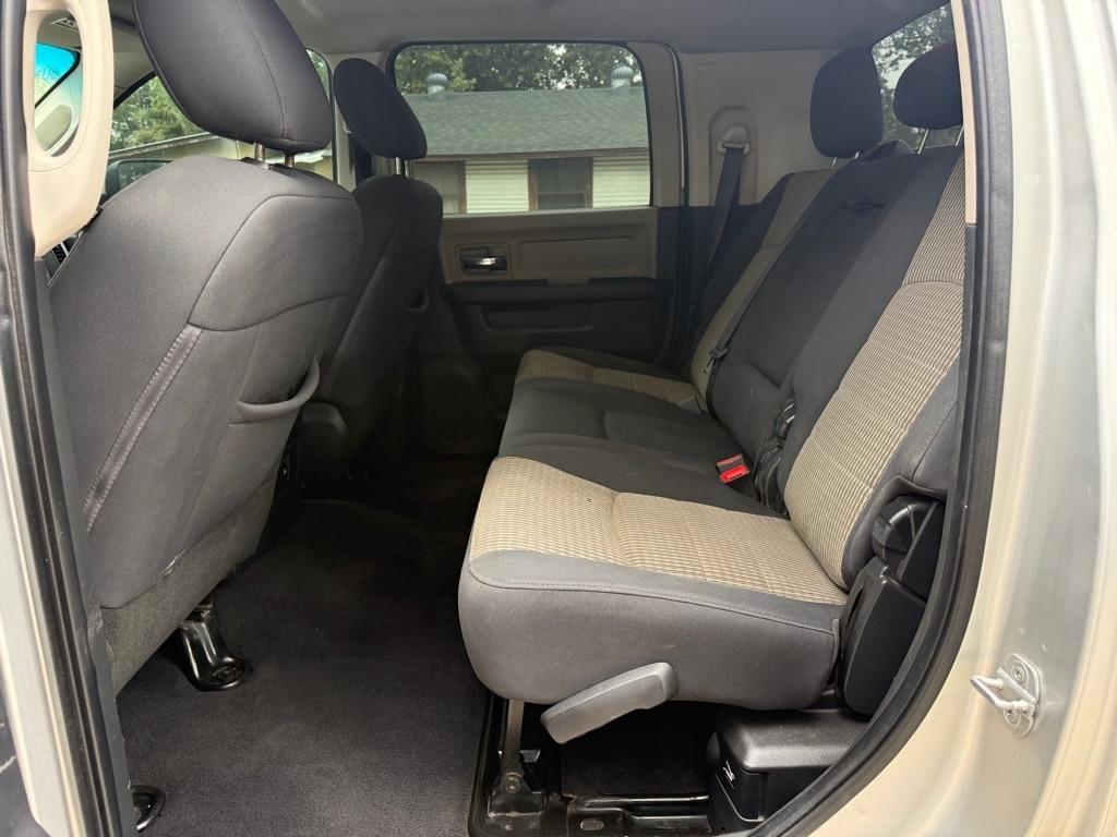 Dodge 2500 SLT Mega Cab 4WD 2012