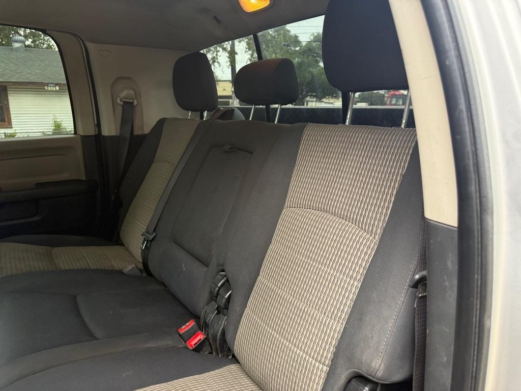 Dodge 2500 SLT Mega Cab 4WD 2012