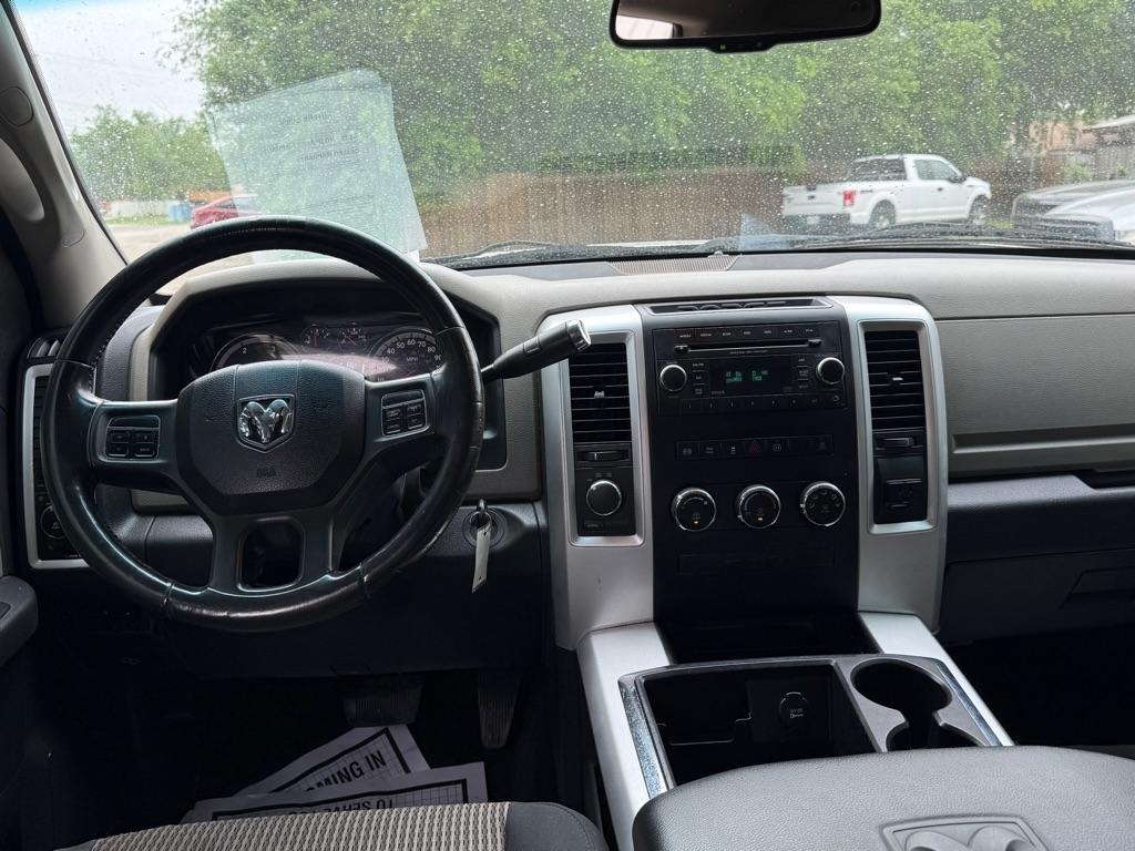 Dodge 2500 SLT Mega Cab 4WD 2012