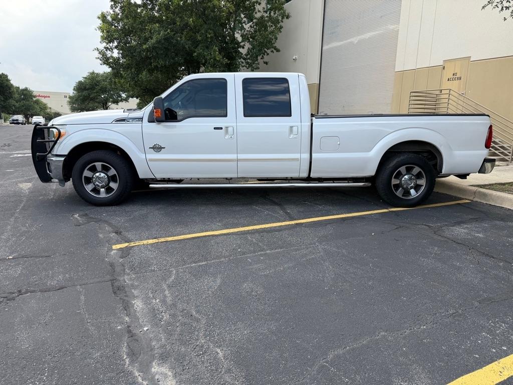 Ford F-350 SD King Ranch Crew Cab 2WD 2011