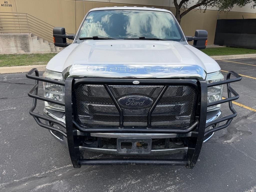Ford F-350 SD King Ranch Crew Cab 2WD 2011