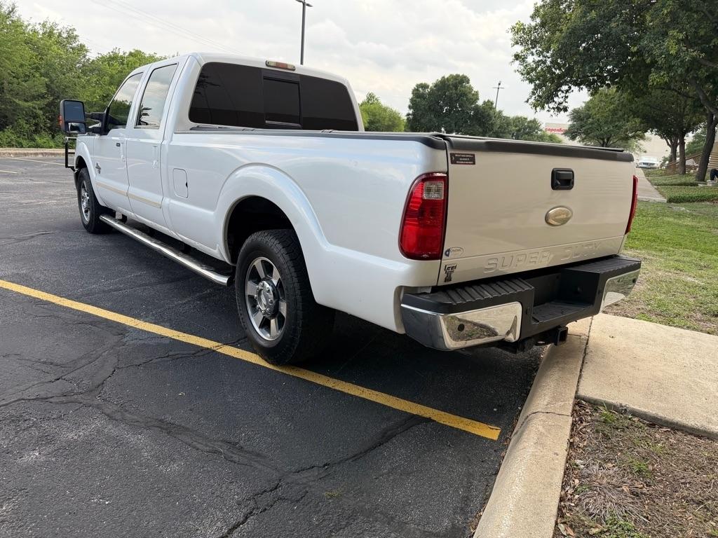 Ford F-350 SD King Ranch Crew Cab 2WD 2011