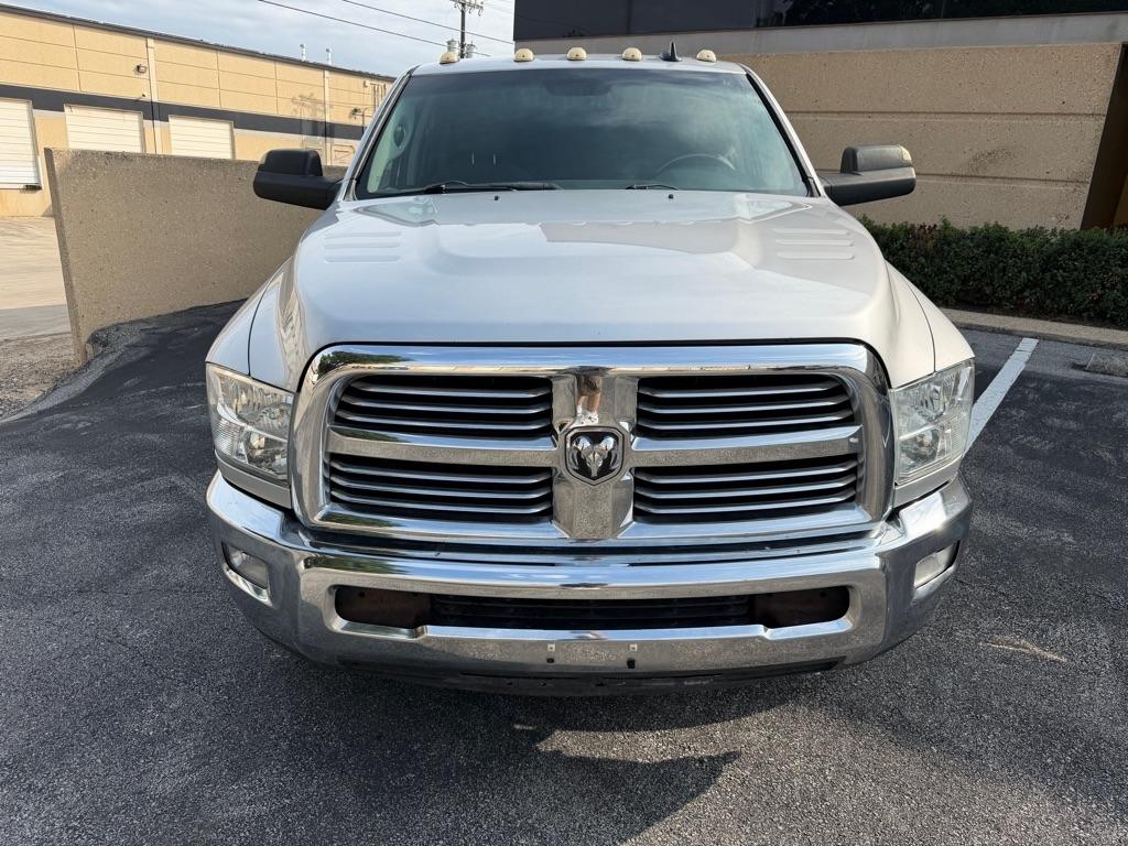 RAM 2500 SLT Mega Cab 2WD 2015
