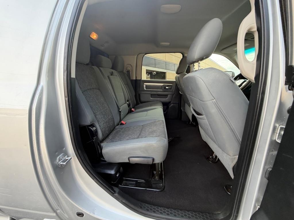 RAM 2500 SLT Mega Cab 2WD 2015