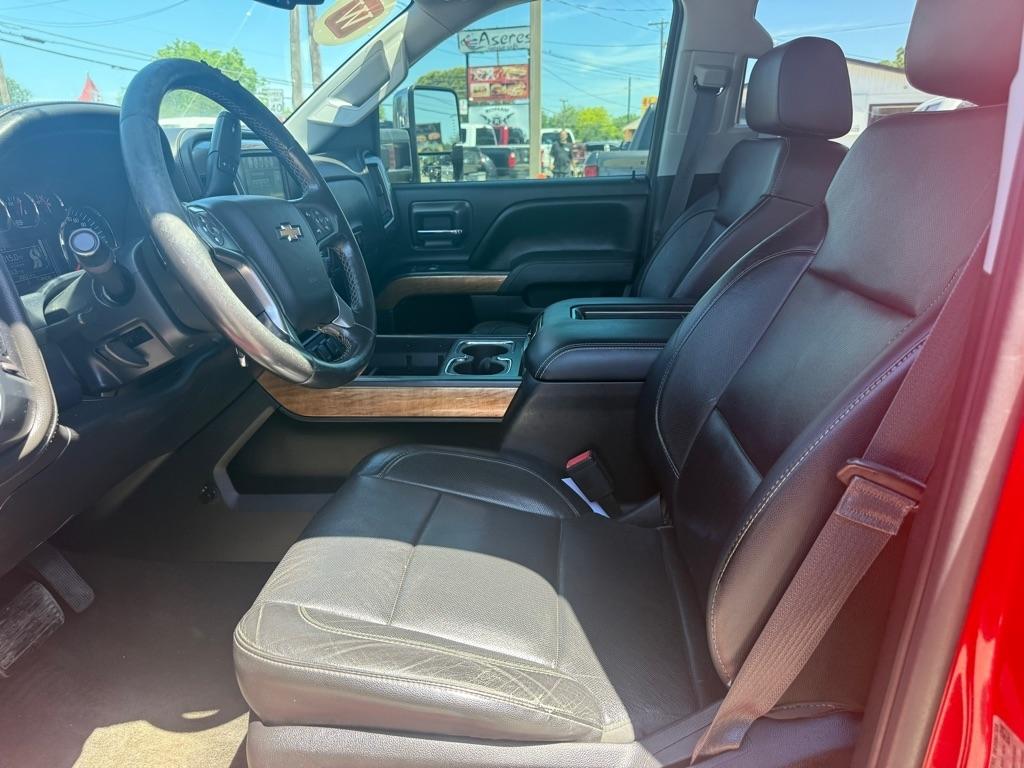 Chevrolet Silverado 3500HD LTZ Crew Cab 4WD 2015