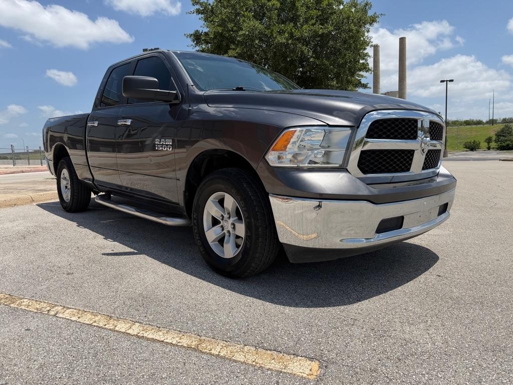 RAM 1500 SLT Quad Cab 4WD 2017