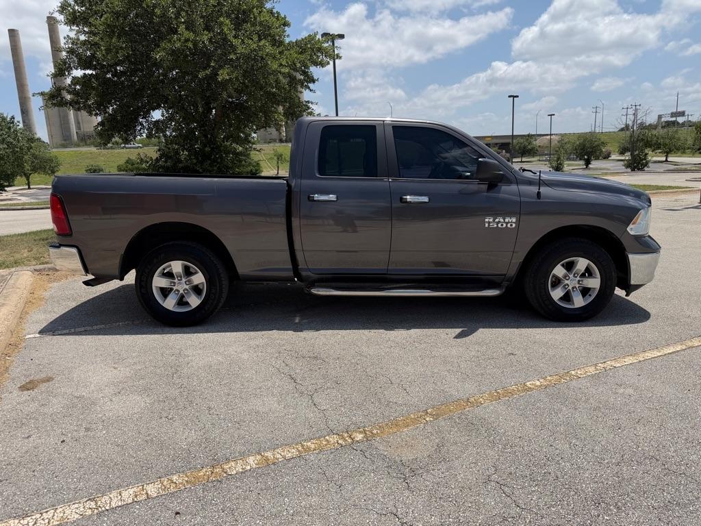 RAM 1500 SLT Quad Cab 4WD 2017