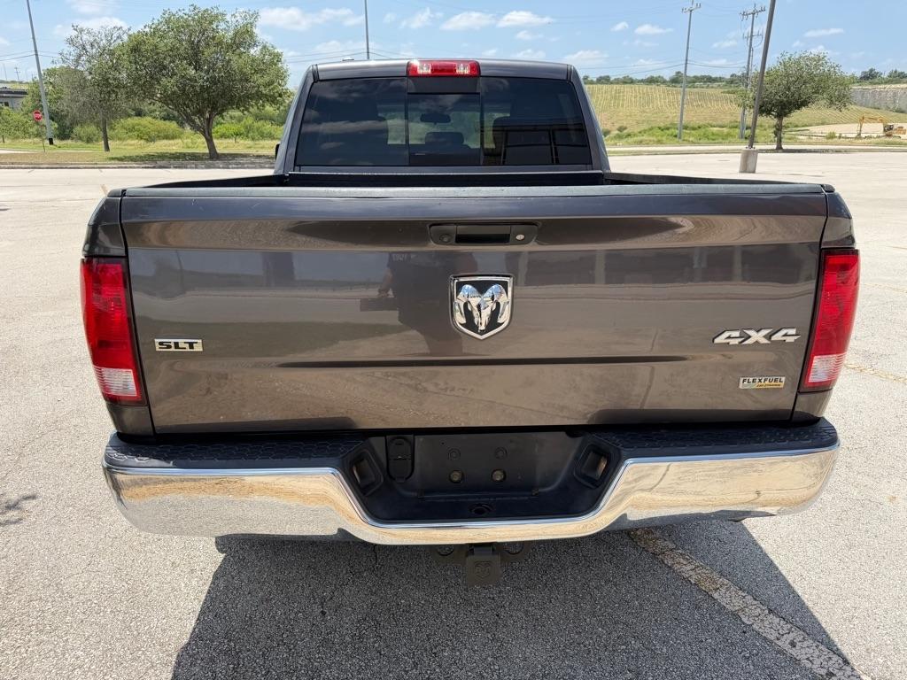 RAM 1500 SLT Quad Cab 4WD 2017