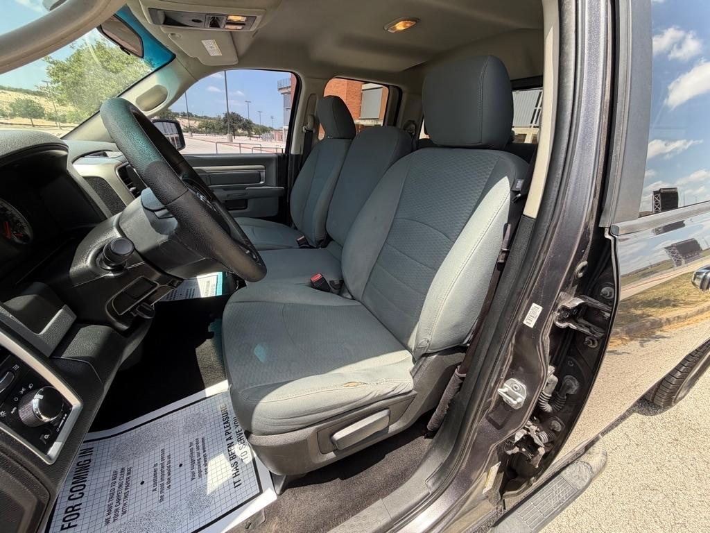 RAM 1500 SLT Quad Cab 4WD 2017
