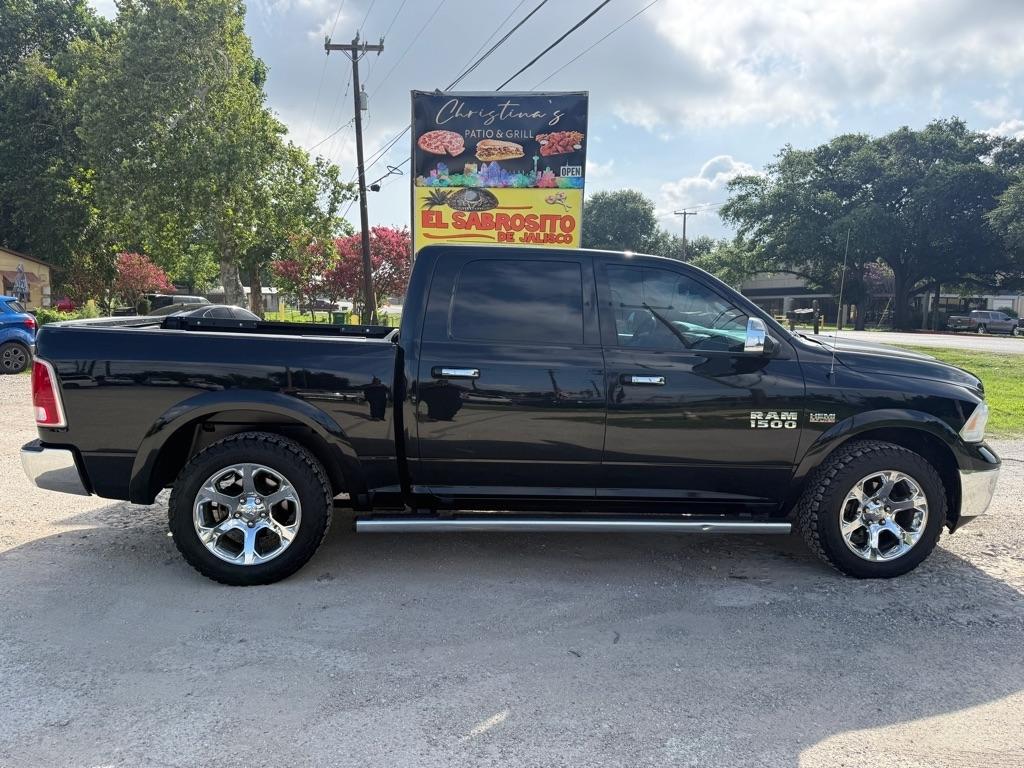 RAM 1500 Laramie Crew Cab SWB 4WD 2015
