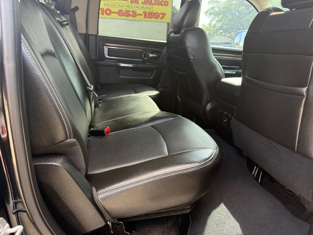 RAM 1500 Laramie Crew Cab SWB 4WD 2015