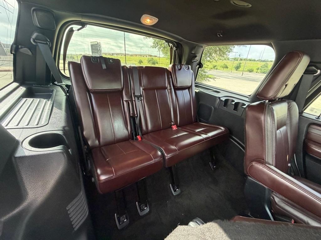 Ford Expedition Platinum 4WD 2016