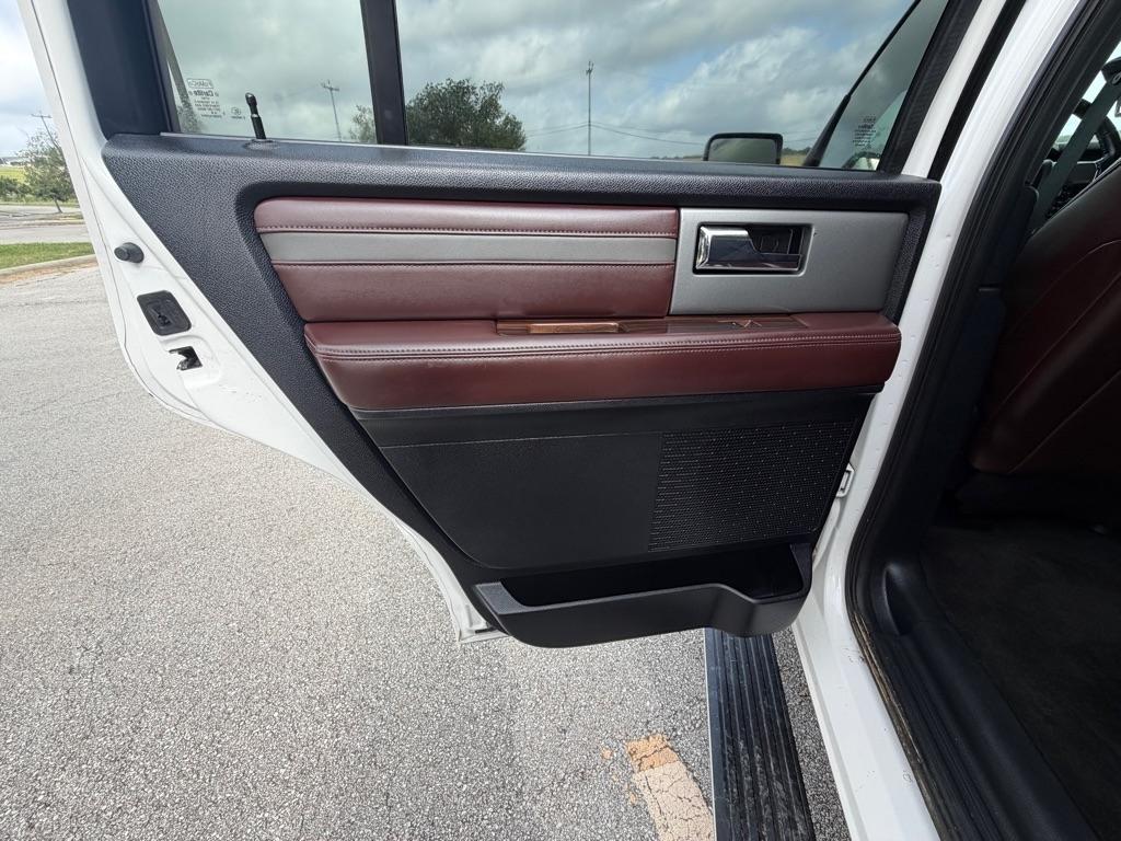 Ford Expedition Platinum 4WD 2016