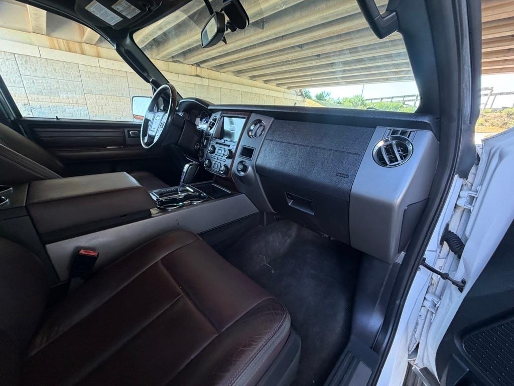 Ford Expedition Platinum 4WD 2016