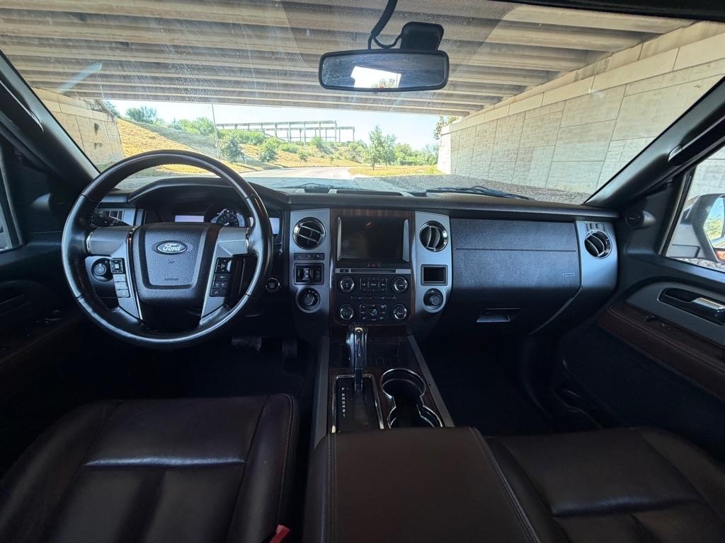 Ford Expedition Platinum 4WD 2016