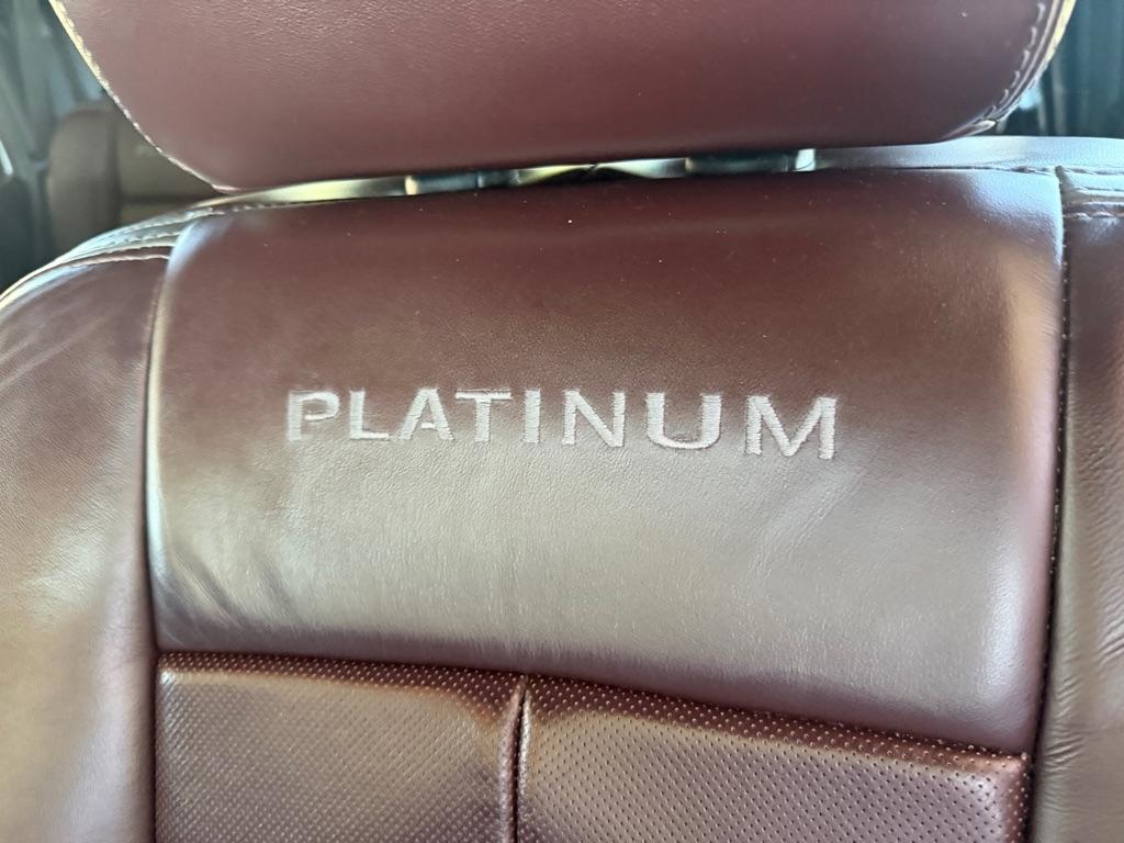 Ford Expedition Platinum 4WD 2016