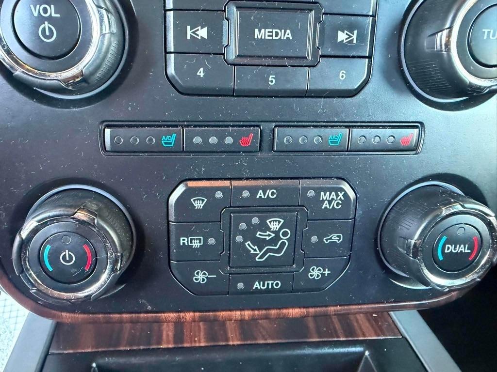 Ford Expedition Platinum 4WD 2016
