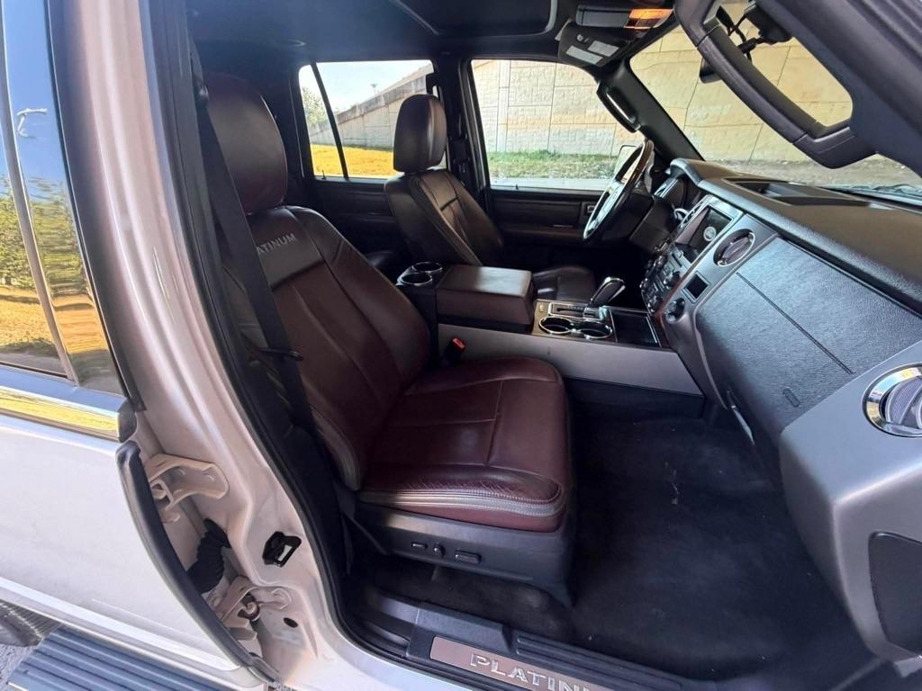 Ford Expedition Platinum 4WD 2016