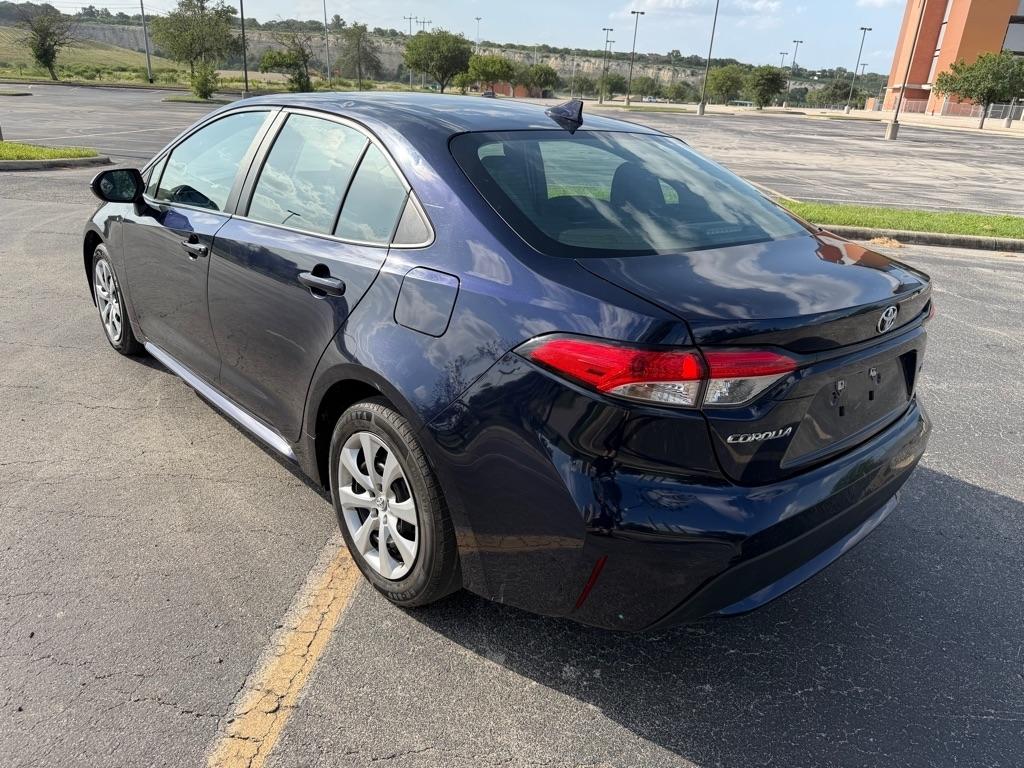 Toyota Corolla LE 2022