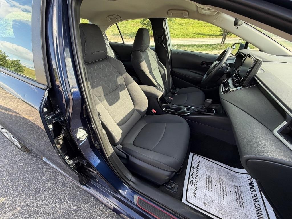 Toyota Corolla LE 2022