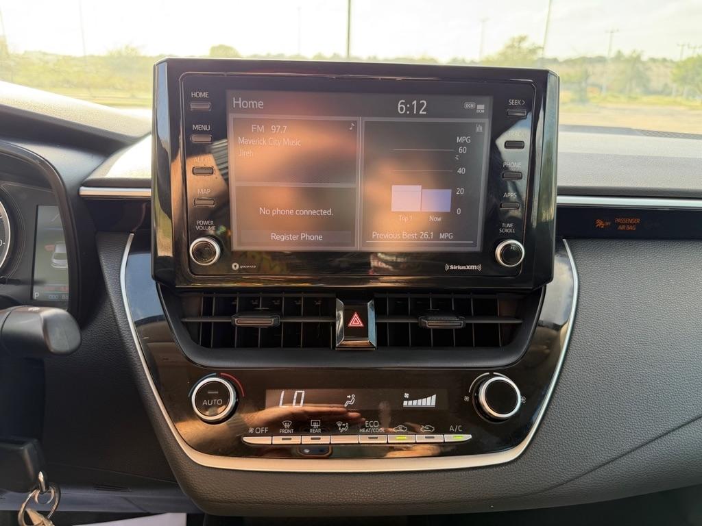 Toyota Corolla LE 2022