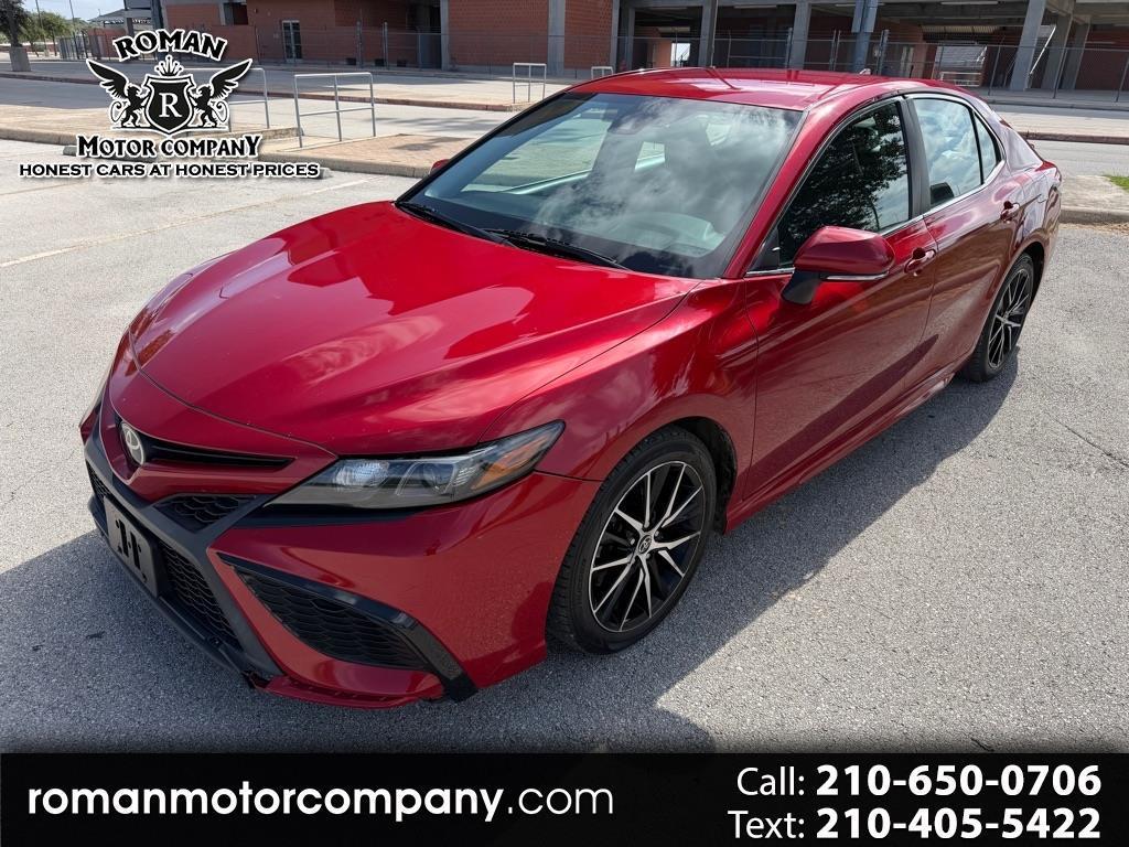 Toyota Camry SE 2022
