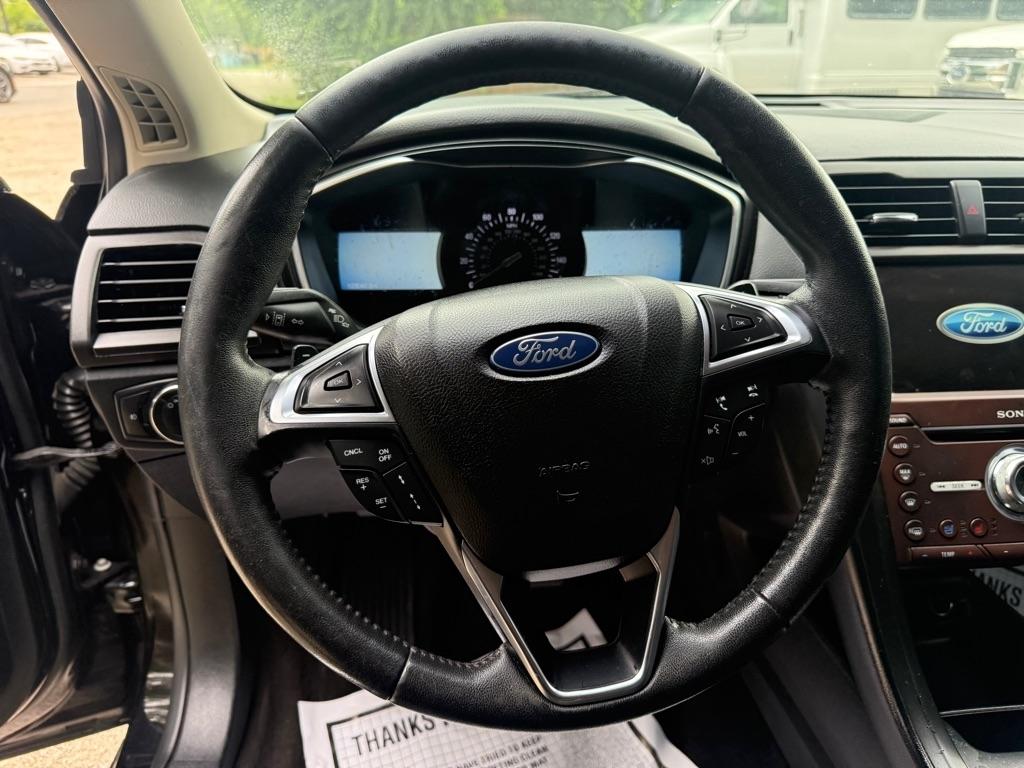 Ford Fusion Titanium AWD 2020