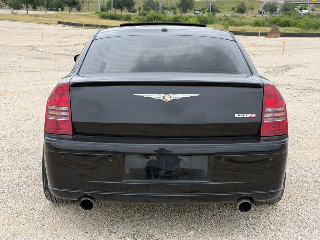 Chrysler 300 C SRT-8 2006