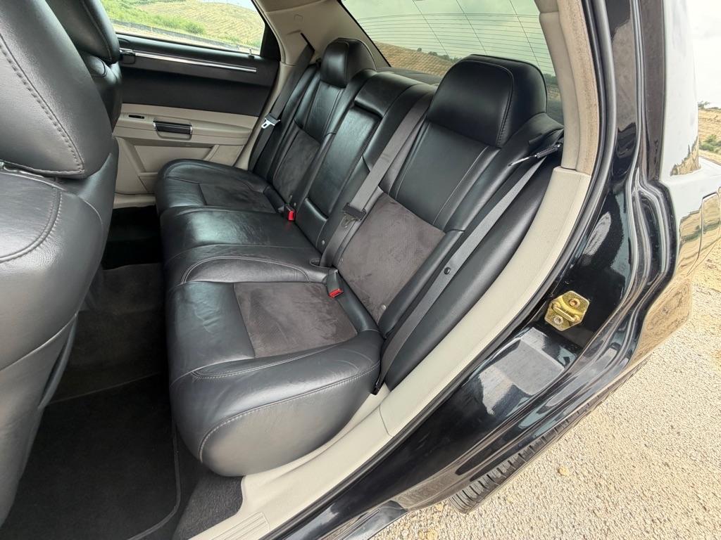Chrysler 300 C SRT-8 2006