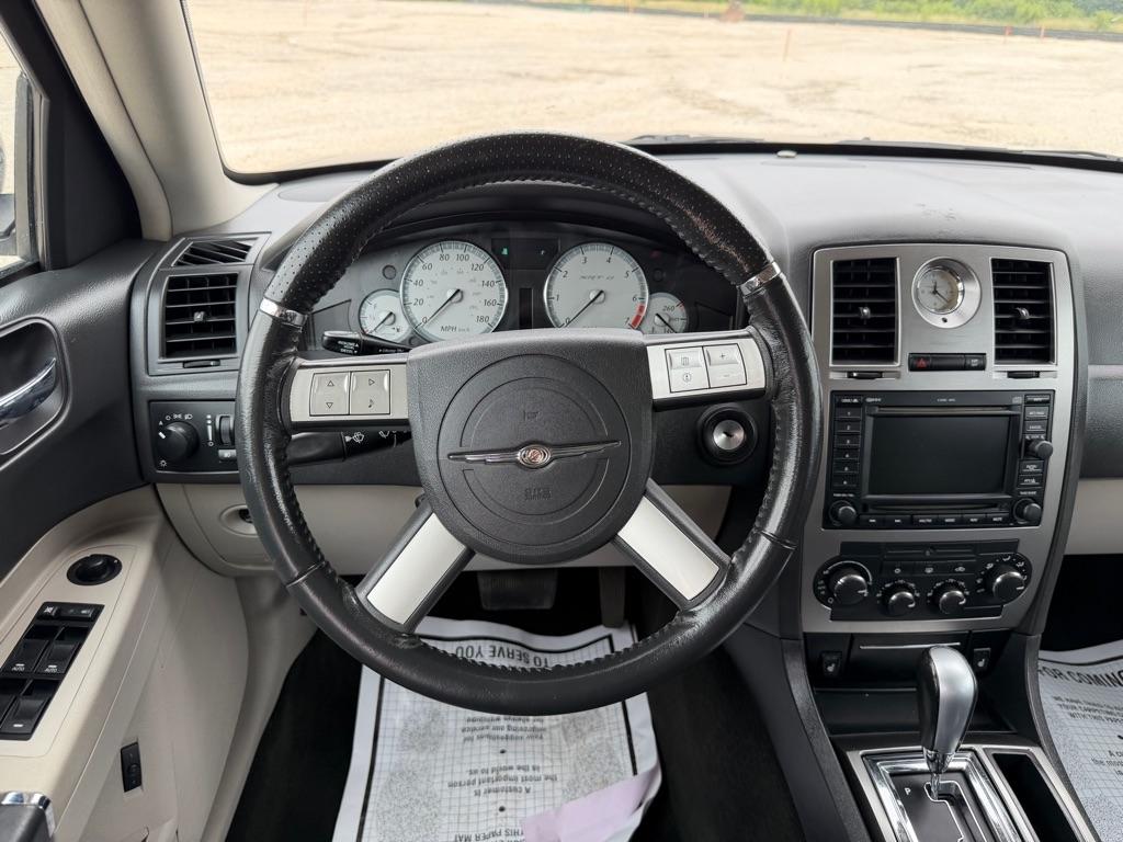 Chrysler 300 C SRT-8 2006