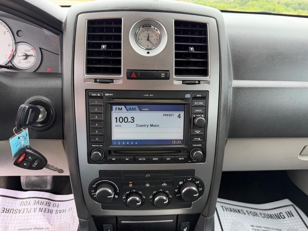 Chrysler 300 C SRT-8 2006