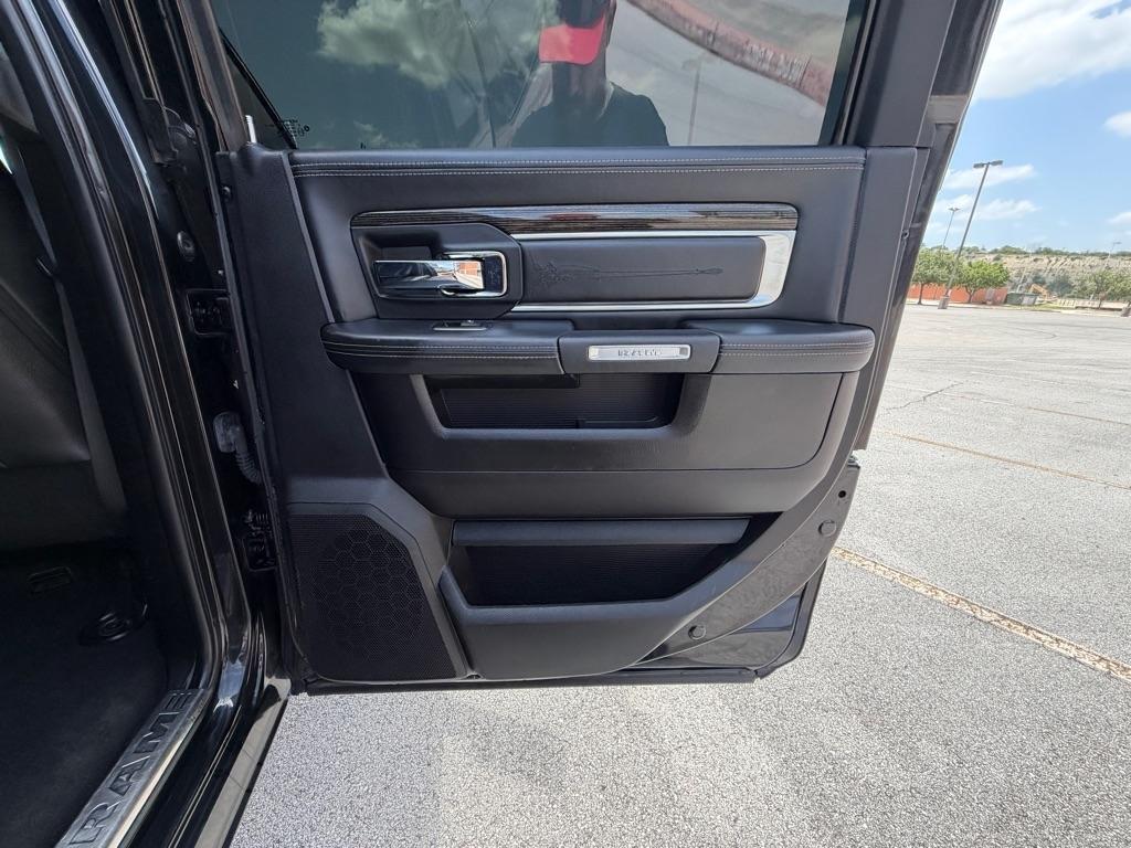 RAM 2500 Longhorn Mega Cab 4WD 2018