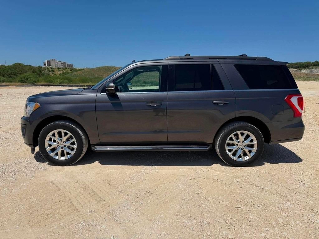 Ford Expedition XLT 2020