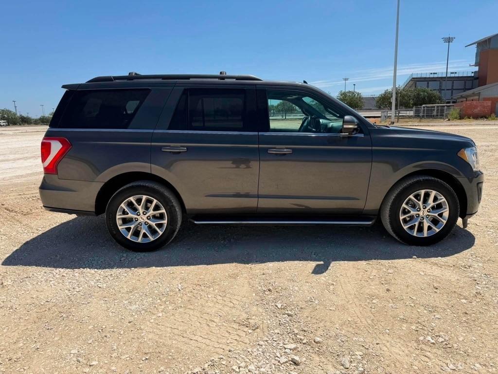 Ford Expedition XLT 2020