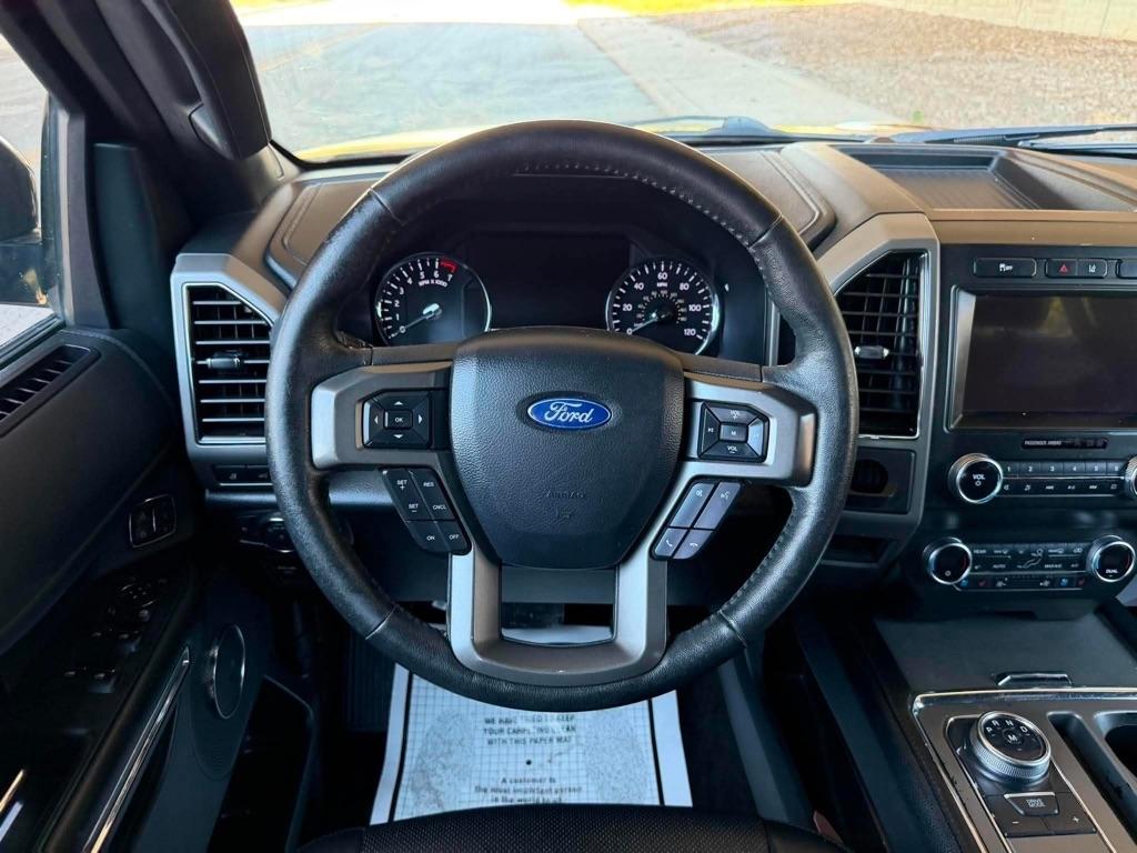 Ford Expedition XLT 2020