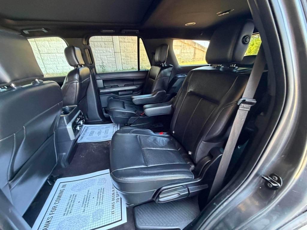 Ford Expedition XLT 2020
