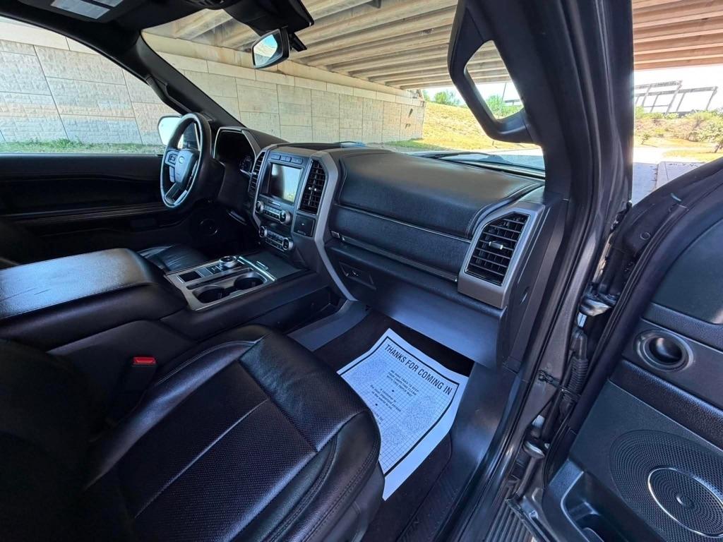 Ford Expedition XLT 2020