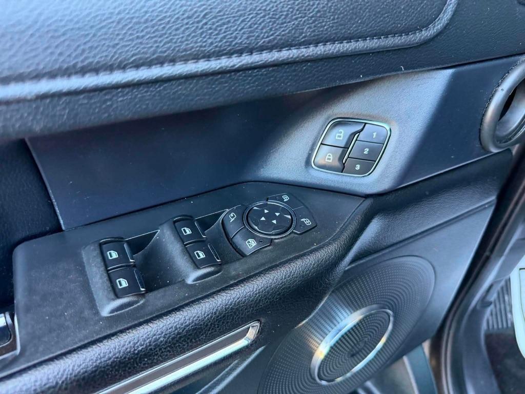 Ford Expedition XLT 2020