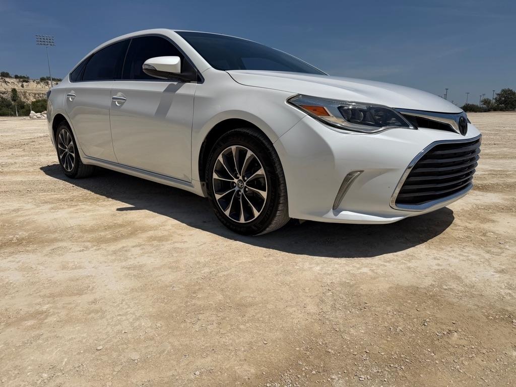 Toyota Avalon XLE 2016