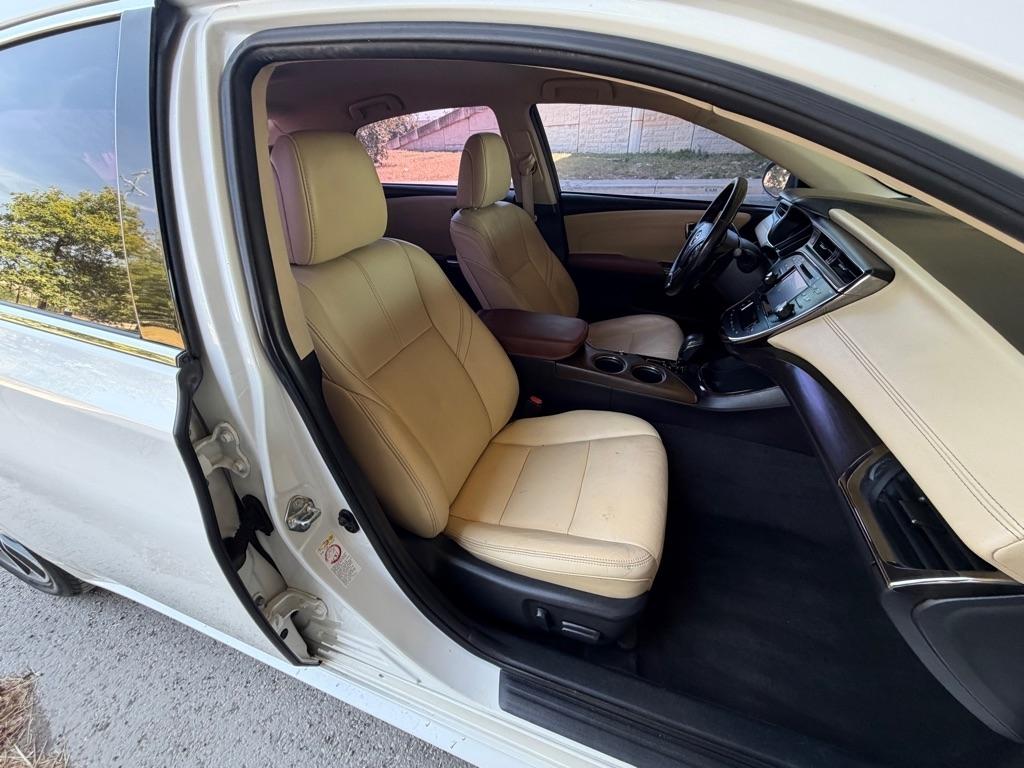 Toyota Avalon XLE 2016