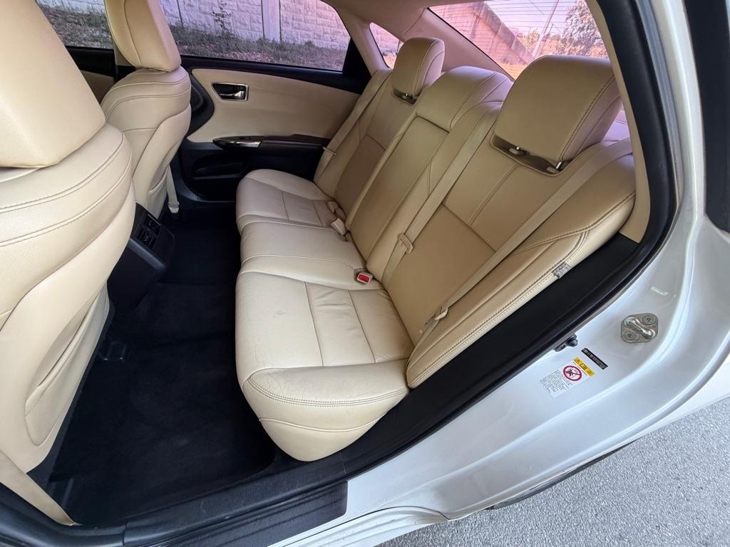 Toyota Avalon XLE 2016